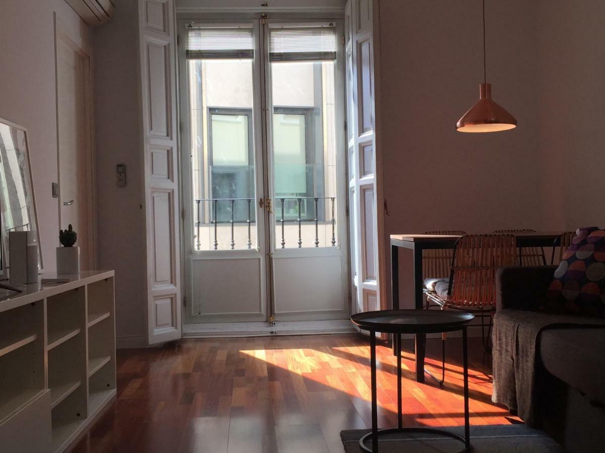 I19 - One Bedroom Apartment มาดริด ภายนอก รูปภาพ
