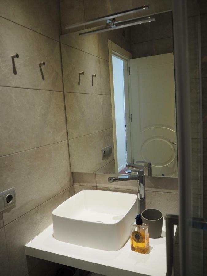 I19 - One Bedroom Apartment มาดริด ภายนอก รูปภาพ